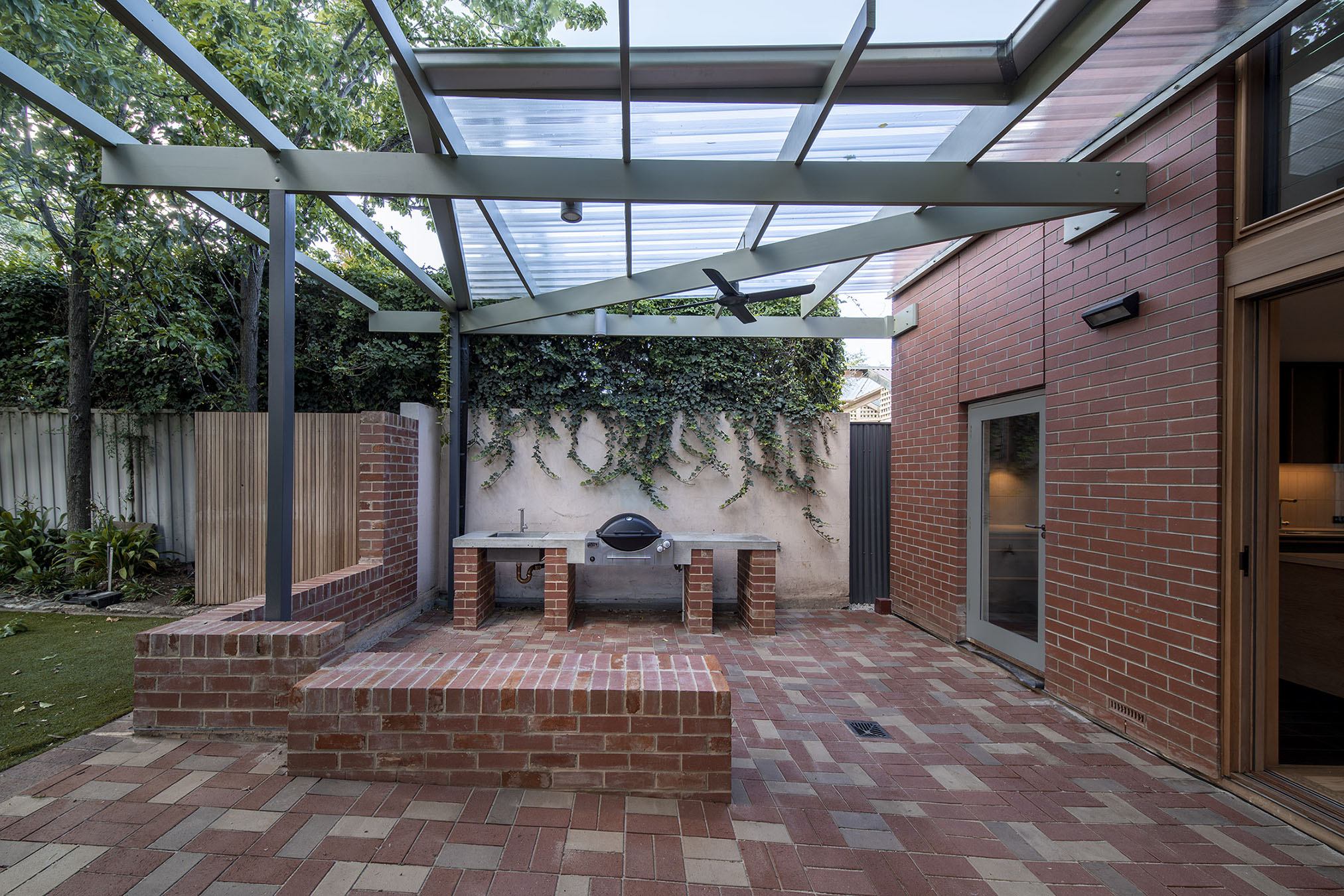 leabrook by John Adam Architects Adelaide Hills, South Australia